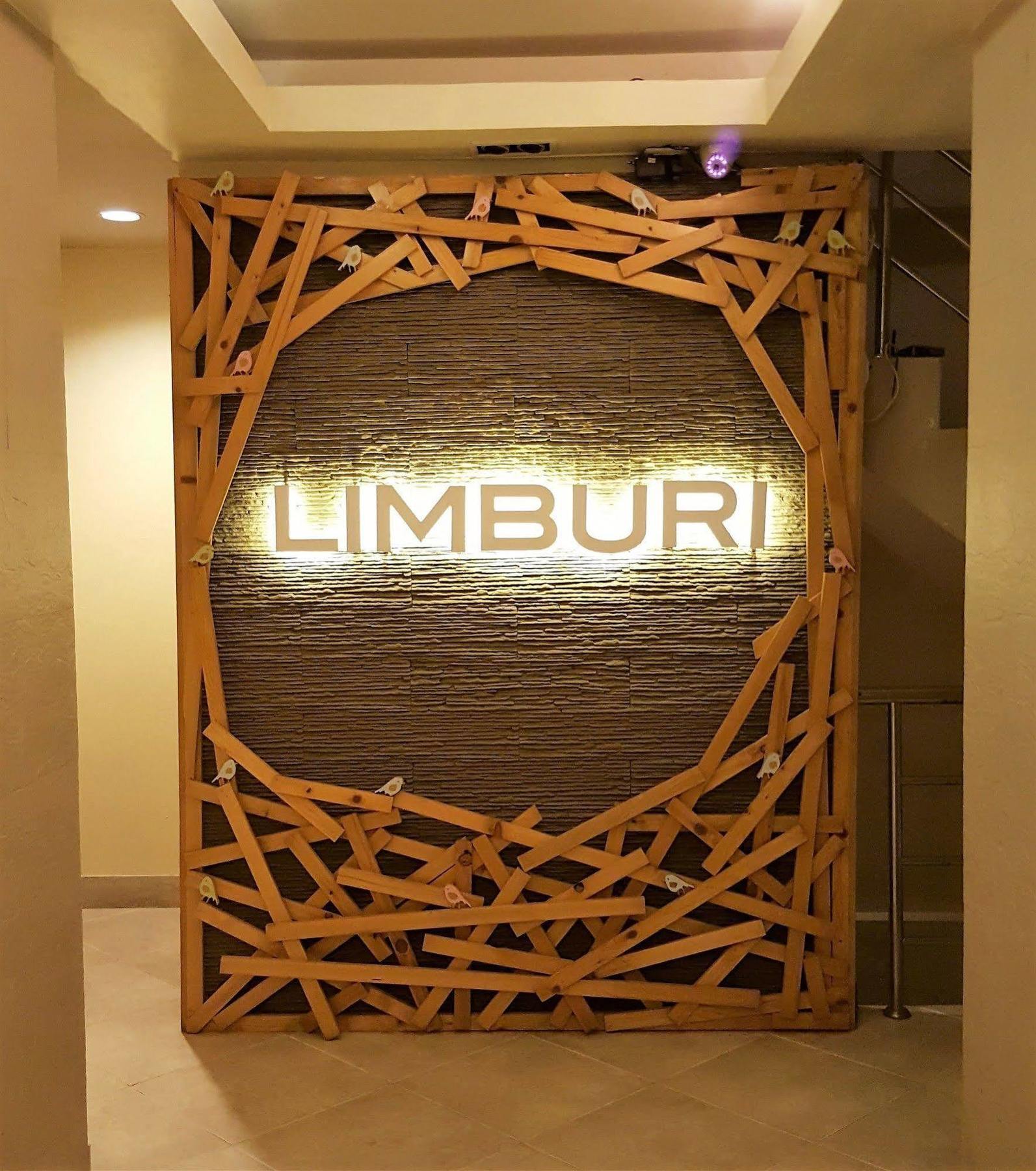 Limburi Hometel Phuket Exterior photo